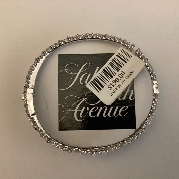 BNWT ADRIANA ORSINI Cubic Zirconia Rhodium Plated Hinge-Closure Bangle - Picture 2 of 9